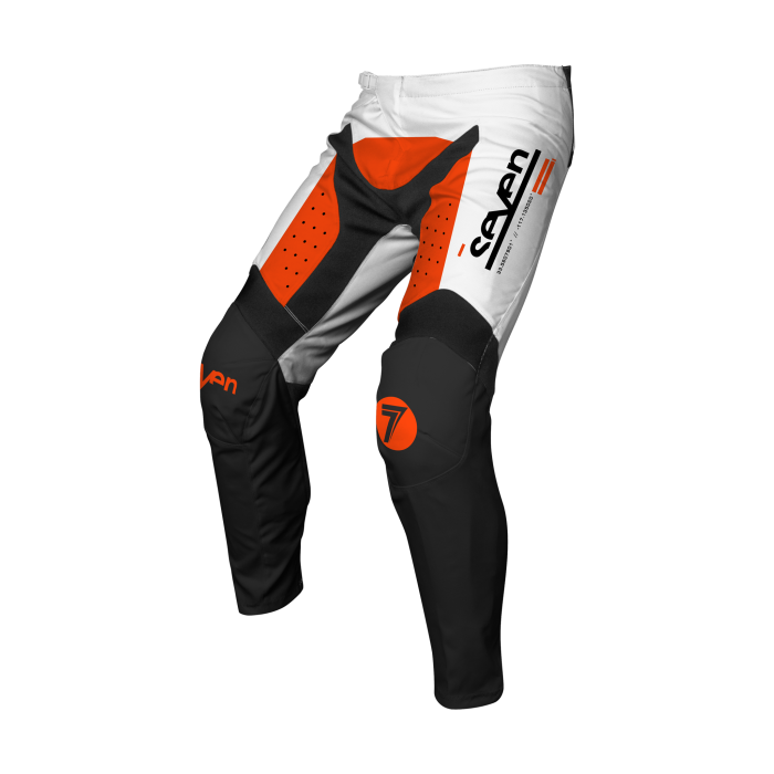 seven-crossbroek-vox-aperture-wit-oranje-1.png